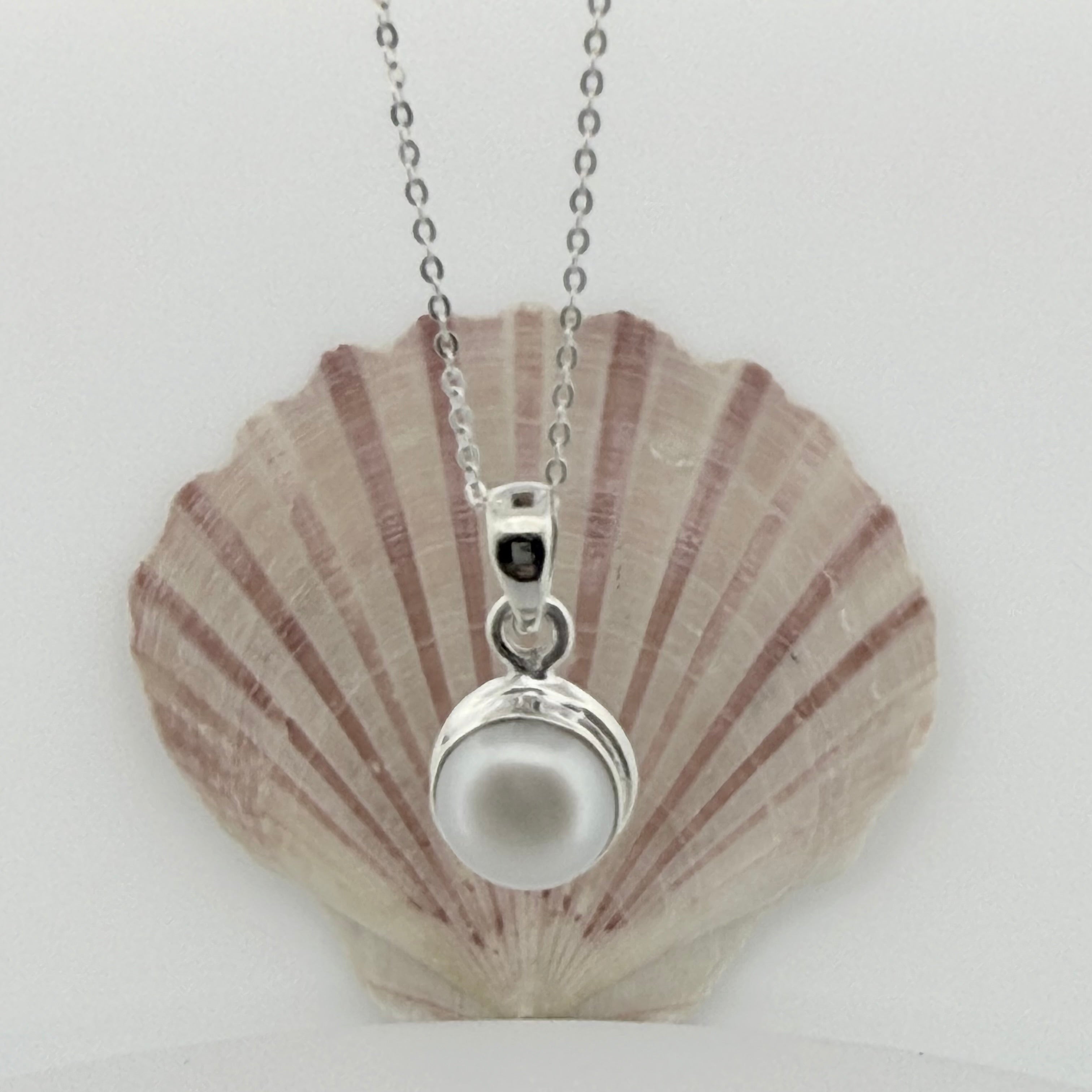 Sterling Silver Freshwater Pearl Pendant