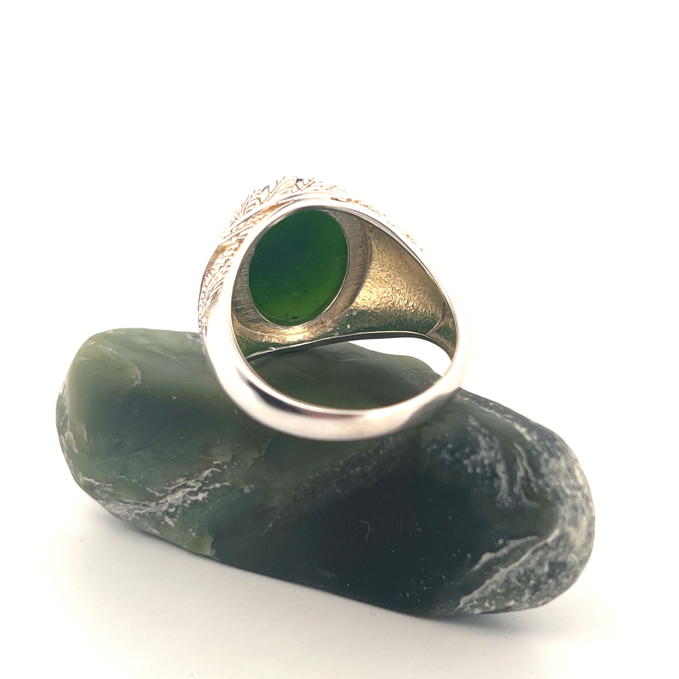 NZ Pounamu Greenstone  Ring