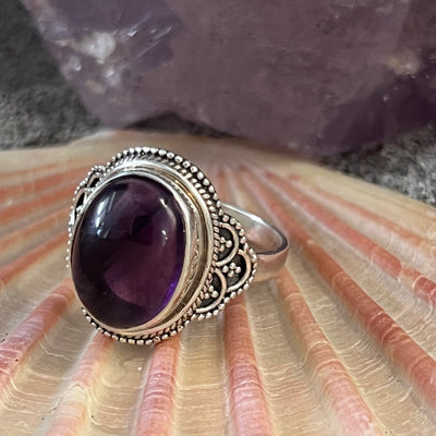 Sterling Silver & Amethyst Oval Ring
