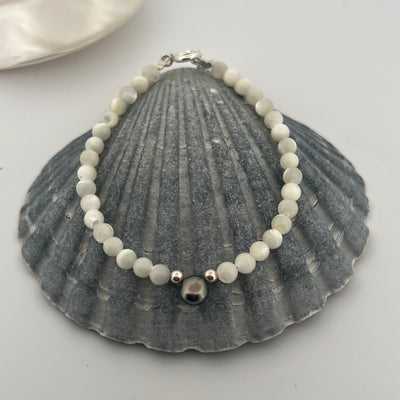 Mother of Pearl & Freshwater Pearl Bracelet
