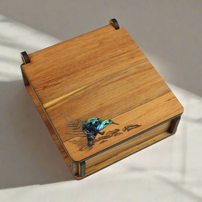 PAUA & RIMU BOX - Kiwi the the bush
