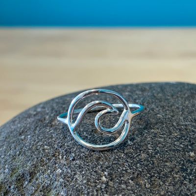 Sterling Silver Wave Ring with circle